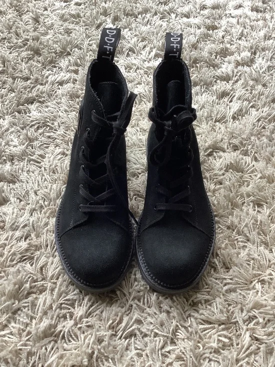 NWOT John Fluevog Boots - Picture 3 of 7